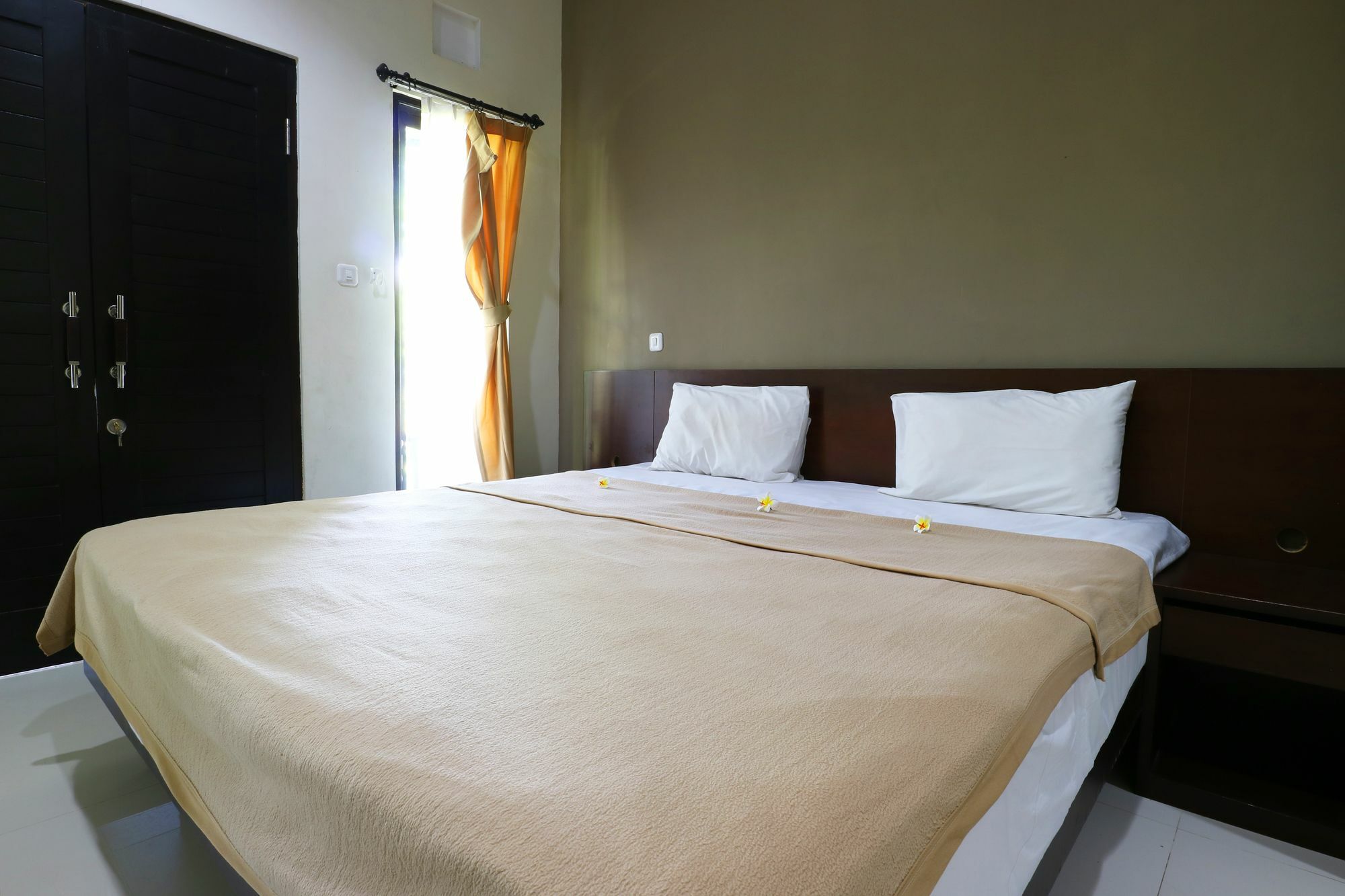 จีเอ็ม โลวีนา Hotel โลวินา ภายนอก รูปภาพ