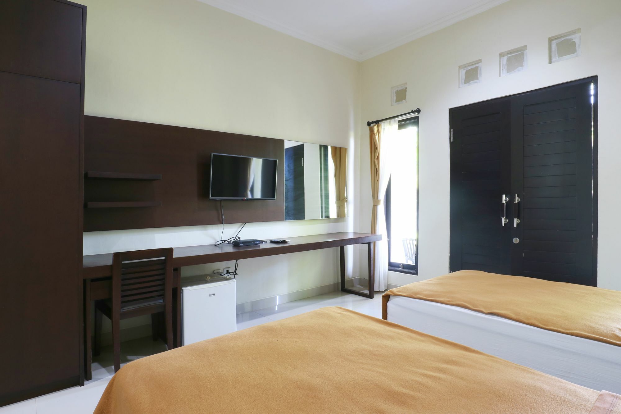 จีเอ็ม โลวีนา Hotel โลวินา ภายนอก รูปภาพ
